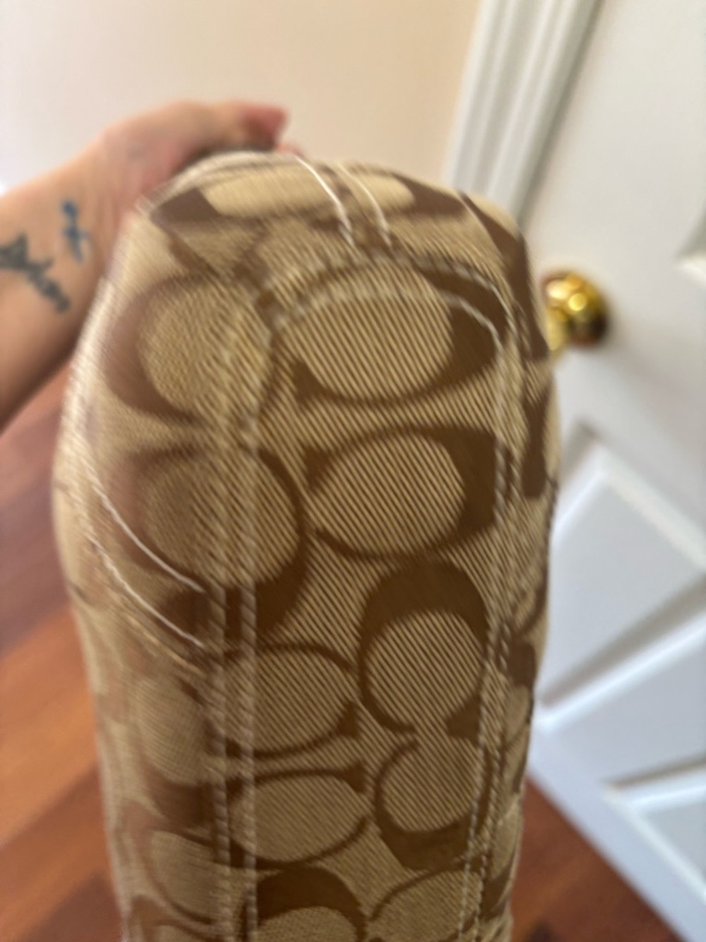 Coach VINTAGE G06M-10403 Signature Tan Jacquard Medium Convertible Duffle EUC - Picture 7 of 16